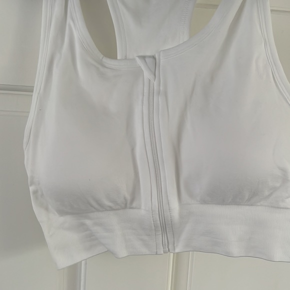 Profit 2 pack Seamless Sports bra set - Picture 2 of 5